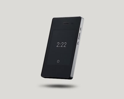 Light Phone 2: lo smartphone minimal è ora disponibile